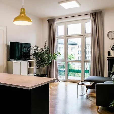 - Balcony, Workspace, Tram Stop - By Rentujemy * Krakow