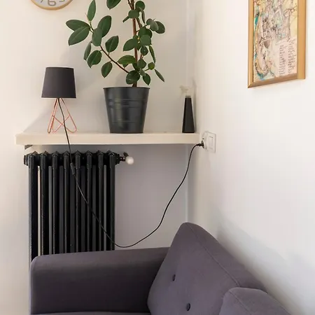 - Balcony, Workspace, Tram Stop - By Rentujemy