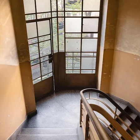 Apartment - Balcony, Workspace, Tram Stop - By Rentujemy Krakow