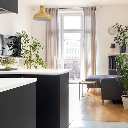 - Balcony, Workspace, Tram Stop - By Rentujemy Krakow