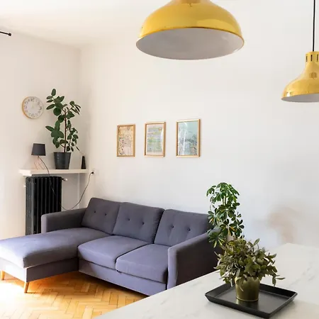 Apartamento - Balcony, Workspace, Tram Stop - By Rentujemy *